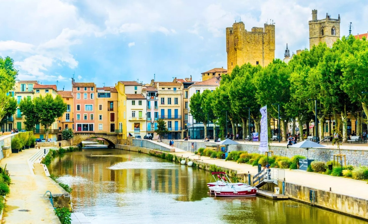 ARQ. SANABRA: ciudad de primera…